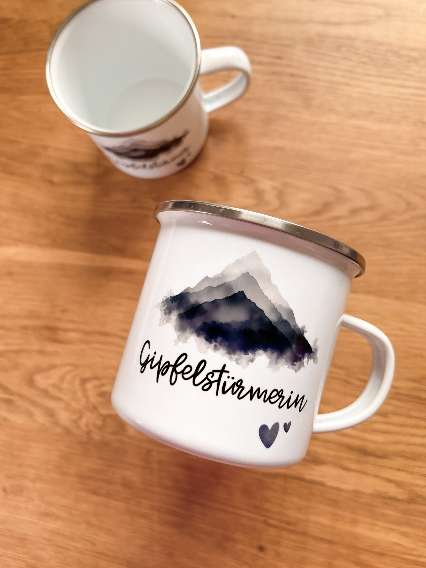 Emaille Häferl •Gipfelstürmerin•