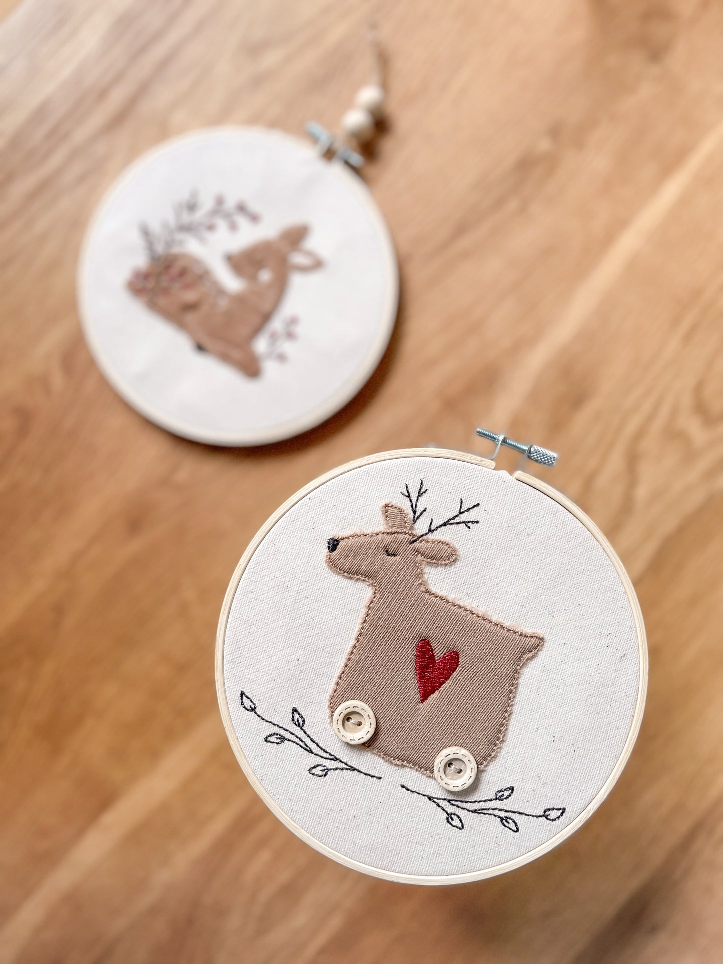 Holzstickrahmen Rentier