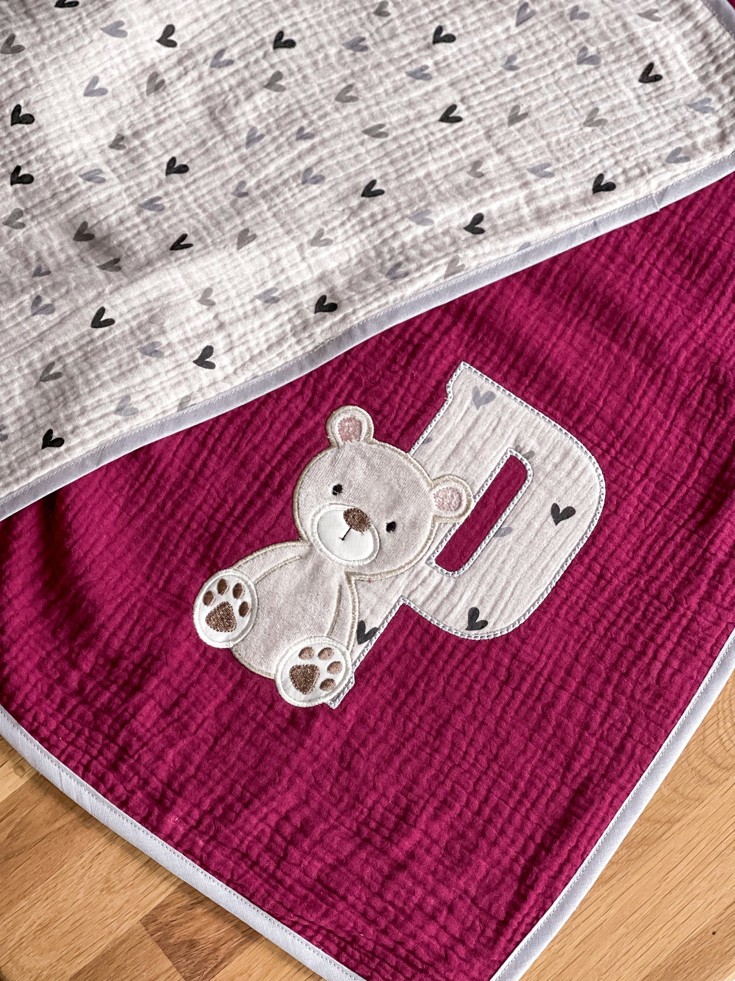 Babydecke Musselin Bär Monogramm